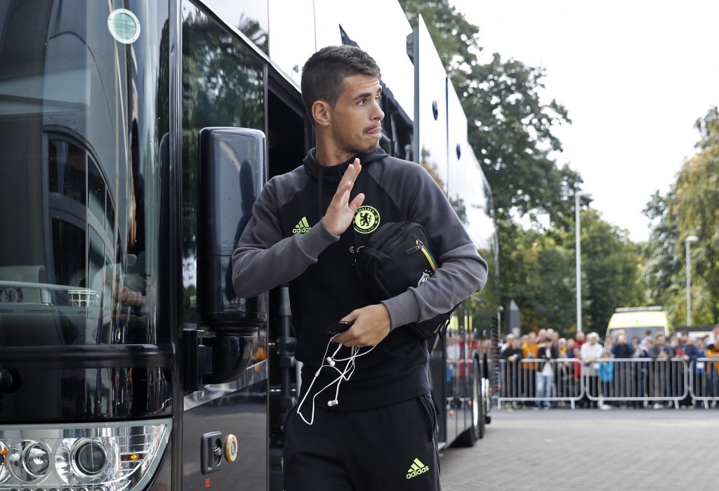 Oscar arrives at the stadium.