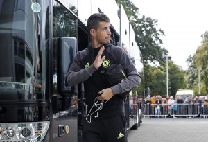 Oscar arrives at the stadium.