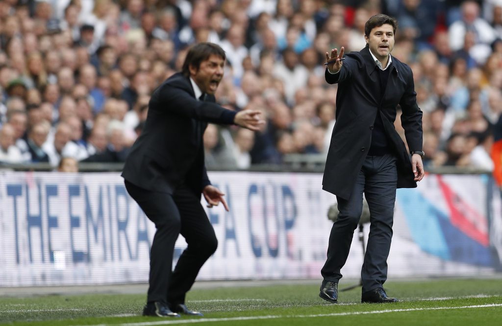 Chelsea manager Antonio Conte (L) and Tottenham manager Mauricio Pochettino (R).