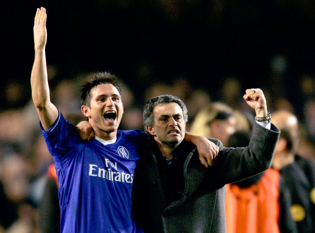 Chelsea's manager Jose Mourinho (R) is seen celebrating with Frank Lampard.